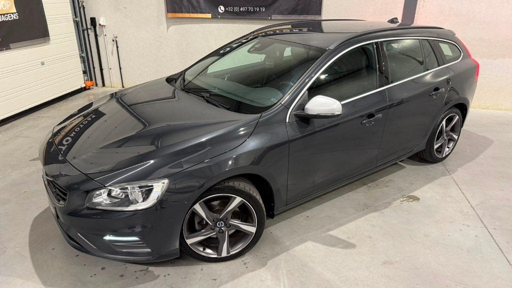 Volvo v60 D2 | R-Design | Topstaat | Garantie 1J, Autos, Achat, Euro 6, Entreprise, Garantie prolongée