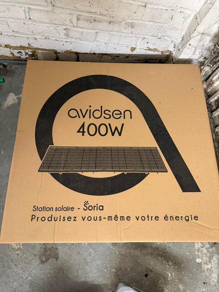 Nieuwe plug-in zonnepanelen 4 panelen = 400W, Ophalen, Zo goed als nieuw