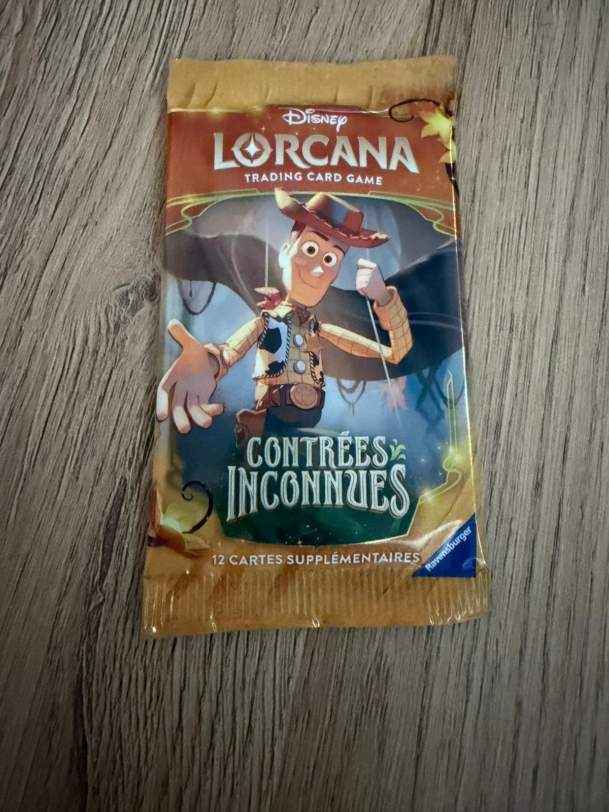 Disney Lorcana – Contrées Inconnues – Booster 12 cartes, Ophalen of Verzenden, Nieuw, Booster
