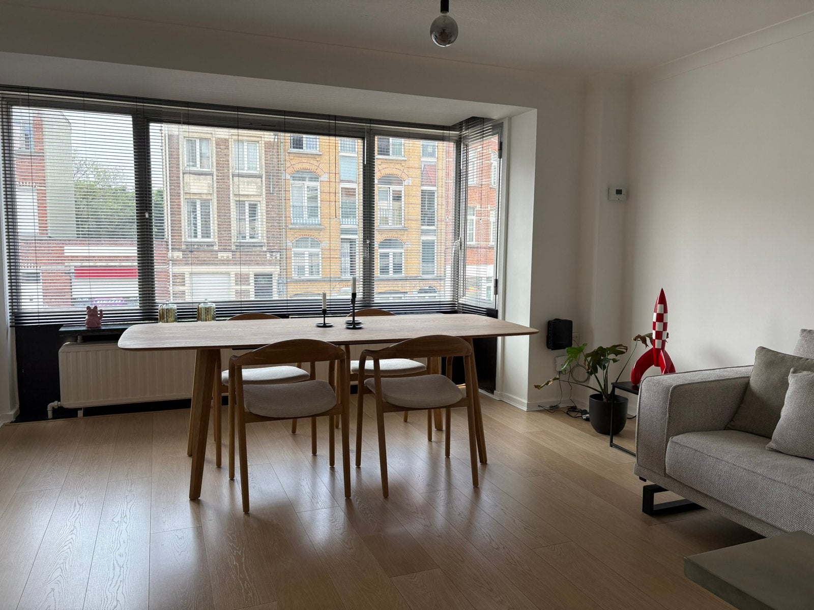 Eikenhouten eettafel nieuw, Huis en Inrichting, Ophalen