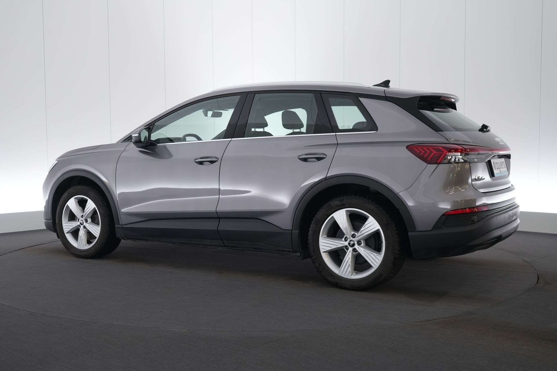 (2BSG600) AUDI Q4 E-TRON, Achat, Entreprise, Carnet d'entretien, 5 portes