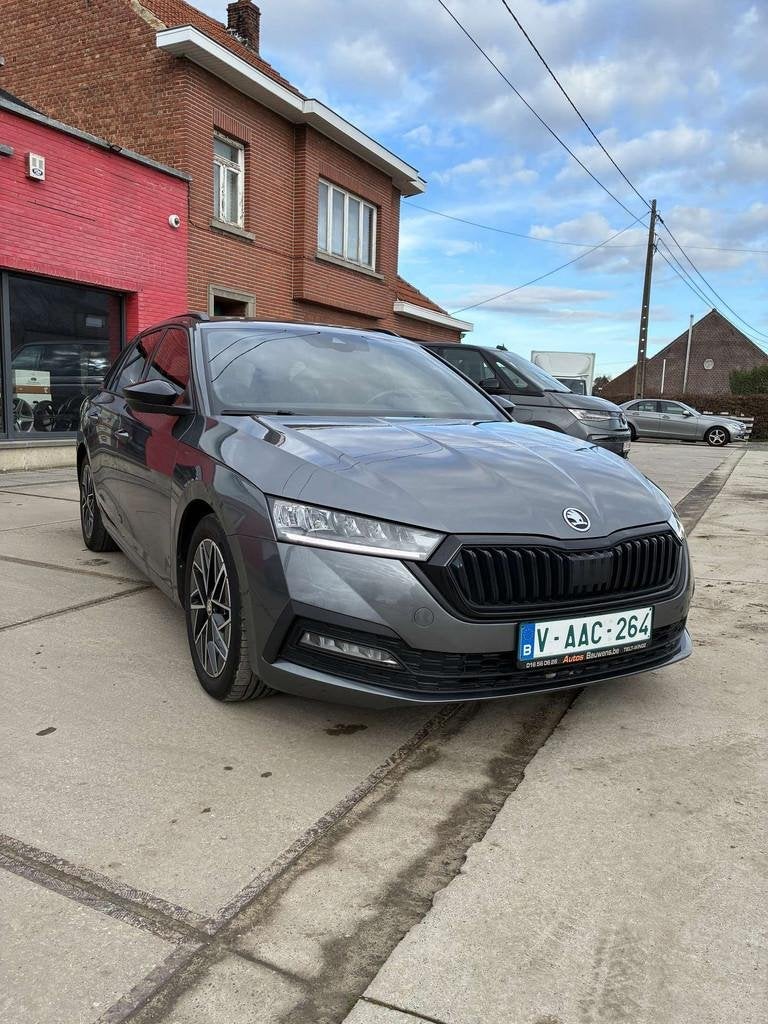 Skoda Octavia Octavia SW 1.5 TSI eTec MHE Style DSG, Autos, Skoda, Argent ou Gris, Achat, Entreprise, 5 portes