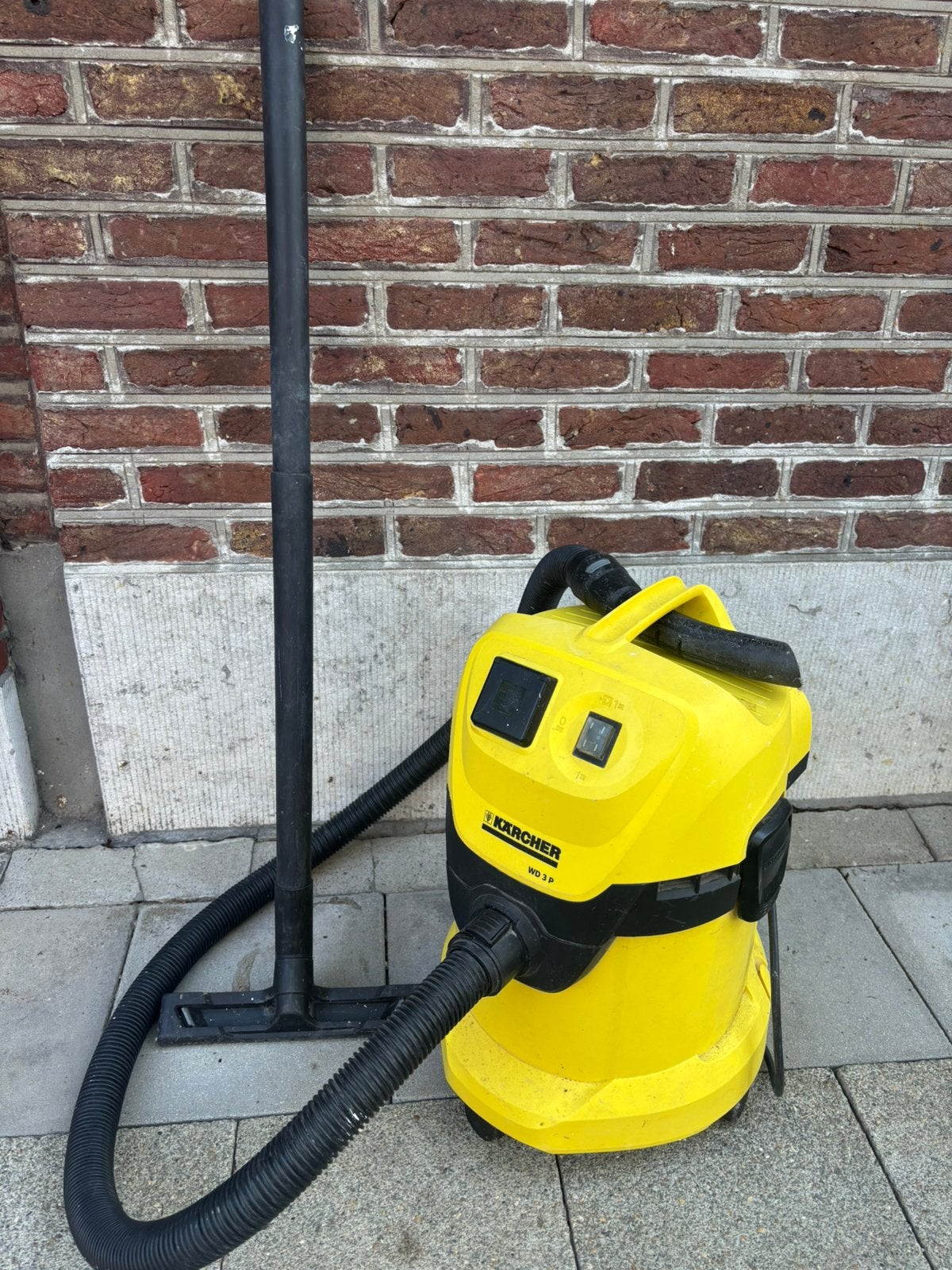 Karcher WD3 P weg en dry stofzuiger, Enlèvement, Utilisé