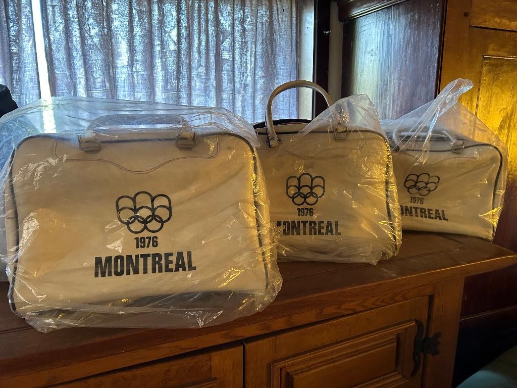 Vintage witte sporttas "1976 Montreal", Enlèvement