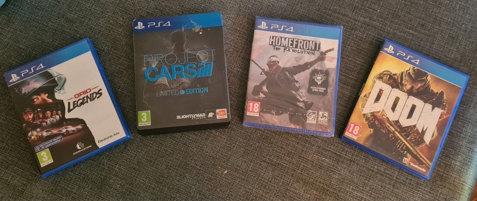 4 jeux PlayStation 4, Consoles de jeu & Jeux vidéo, Enlèvement