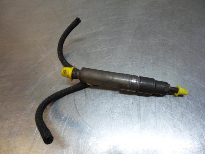 Injecteur (diesel) d'un Volkswagen LT (LT 96-), Autos : Pièces & Accessoires, Systèmes à carburant, Volkswagen, Utilisé, 3 mois de garantie
