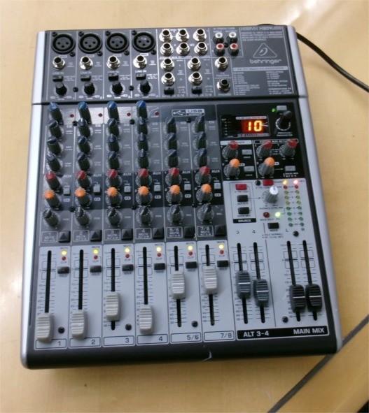 Behringer Xenyx-x1204USB 12-channel USB audio Analog Mixer, Muziek en Instrumenten, Ophalen of Verzenden, Zo goed als nieuw