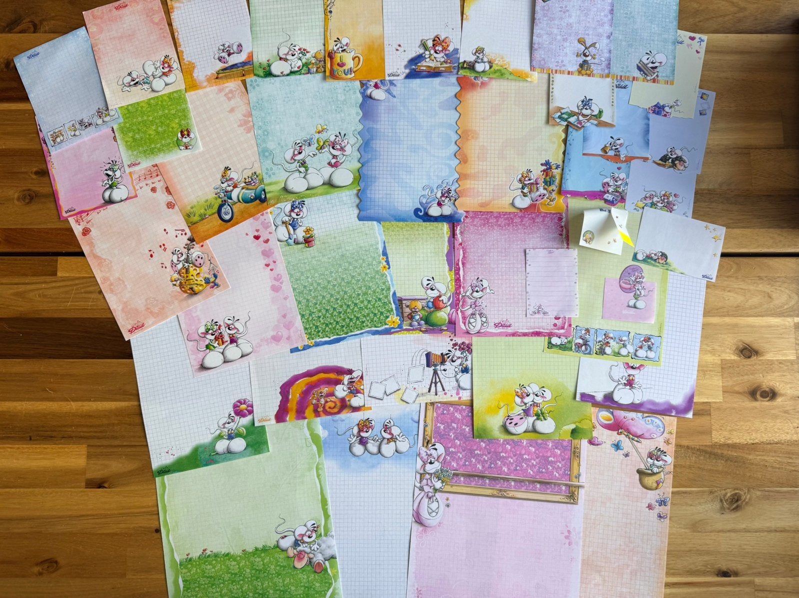 Bundel diddl blaadjes, Ophalen of Verzenden, Diddl, Zo goed als nieuw, Papier, Kaart of Schrift
