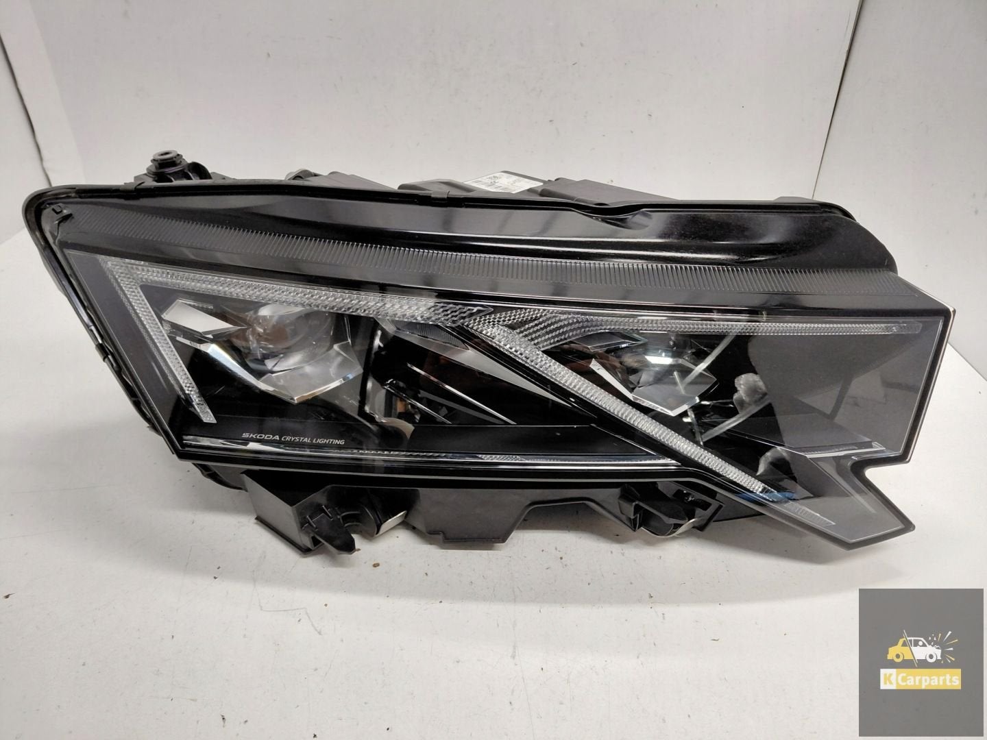 5E4941036, Skoda Octavia IV Lift Volledig Ledlamp rechts, Auto-onderdelen, Tr. Vaclava Klementa 869
293 01  Mlada Boleslav, CZ