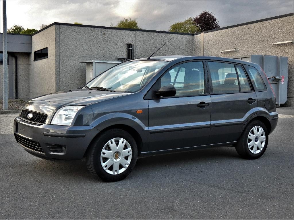 Ford Fusion 1.4 TDCI avec climatisation ! 192dkm 1Er Main !, Autos, Argent ou Gris, Achat, Boîte manuelle, Noir