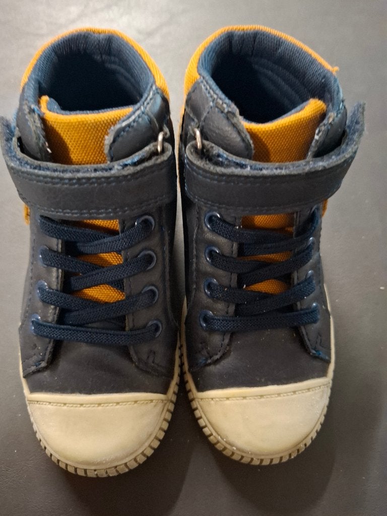 Kinder schoenen 3.5 jaar/ maat 27, Gebruikt, Schoenen, Ophalen of Verzenden, Ile & Mia