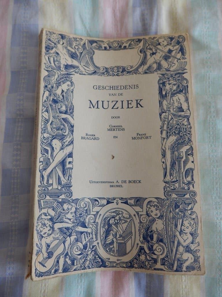 Geschiedenis van de muziek Corneel Mertens, Livres, Musique, Enlèvement, Comme neuf, Genre ou Style, Corneel Mertens