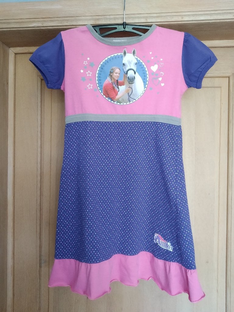 Très belle robe de nuit d' Amika taille 9-10 ans, Neuf, Studio 100, Enlèvement ou Envoi, Vêtements de nuit ou Sous-vêtements