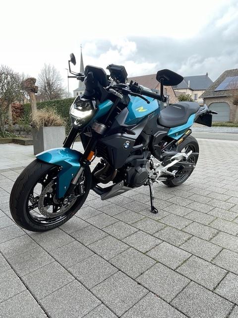 BMW F900R Full option | Smartphone Cradle NAVI en MEDIA, Motoren, Handvatverwarming, Motorrijbewijs A, Gebruikt, Particulier