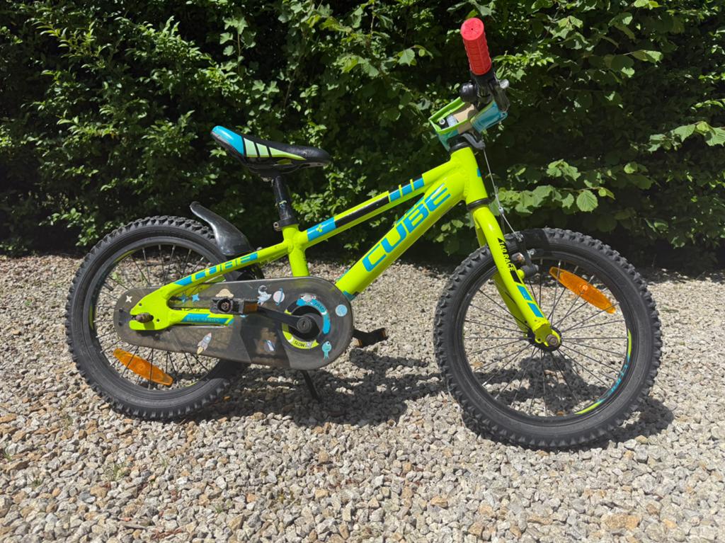 Vélo enfant Cube taille 16 pouces aluminium lite, Ophalen, Gebruikt, Aluminium, Velgrem