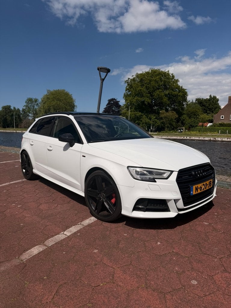 Audi A3 2.0 TFSI SPORTBACK Aut. 4 wiel aandrijving, Autos, Euro 6, Interruption de démarrage, Entretenue par le concessionnaire