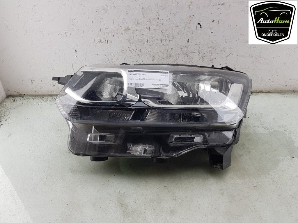 KOPLAMP LINKS Fiat Doblo Cargo (01-2022/-) (9849091680), Gebruikt, Fiat