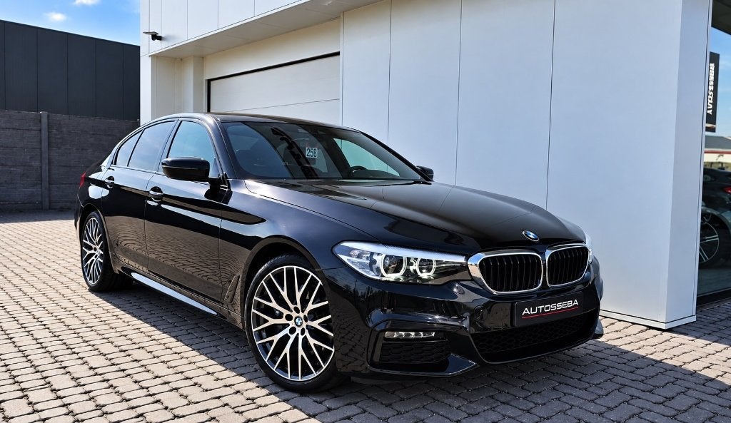 BMW 525dA M Performance *Bowers&Wilkins/Camera/Garantie, Autos, Cuir, Entreprise, Garantie prolongée, Automatique