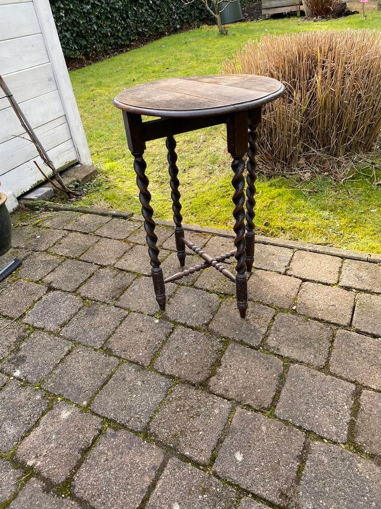 Antiek tafeltje, Antiek en Kunst, Ophalen