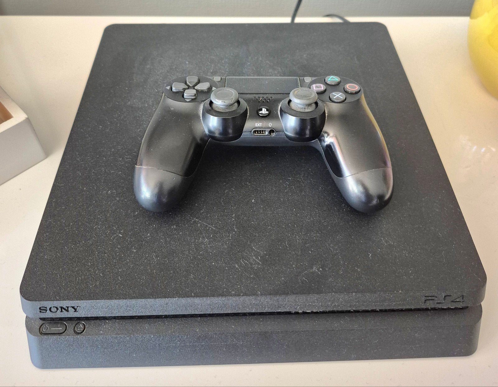 Ps4 slim, Consoles de jeu & Jeux vidéo, Enlèvement, Slim