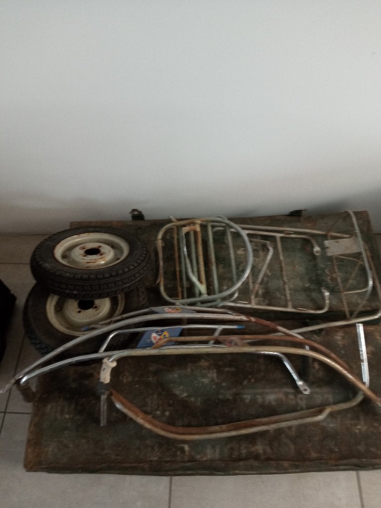 lot accessoires vespa lambretta, Vélos & Vélomoteurs, Enlèvement