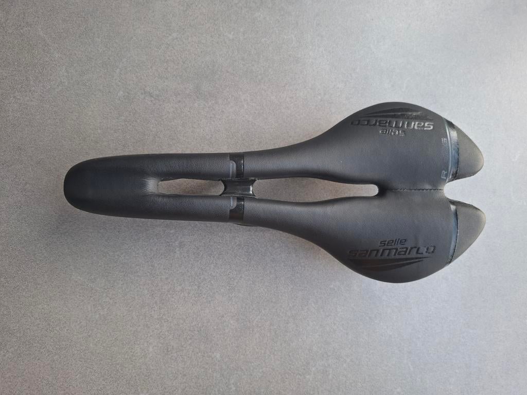 Te koop nieuw koerszadel san marco racing ., Fietsen en Brommers, Fietsonderdelen, Ophalen