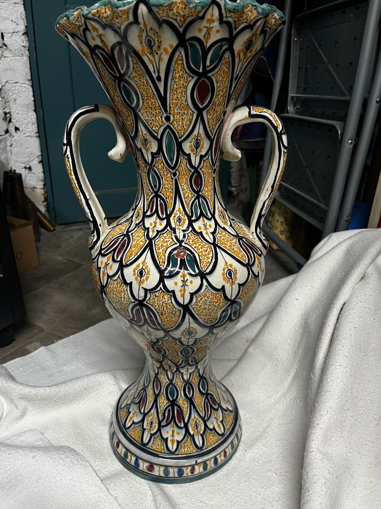 Grand vase balustre à anses et col évasé festonné en, Antiquités & Art, Enlèvement ou Envoi