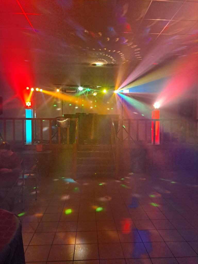 paire de totems de 1.25 m  pour sono mariages, Musique & Instruments, DJ sets & Platines, Enlèvement, Comme neuf