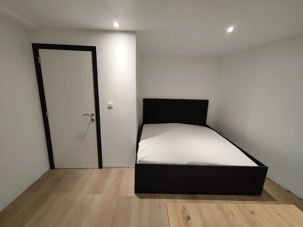 Chambre disponible pour Les Ardentes, 20 à 35 m², Liège (ville)
