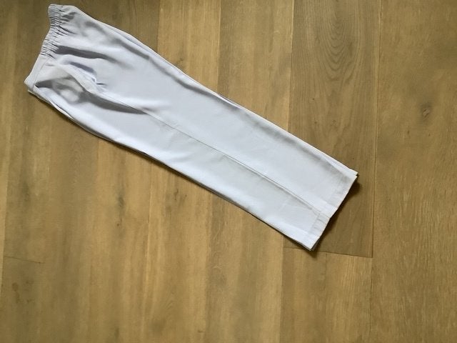 Nieuwe lichtblauwe broek AMELIE & AMELIE - 40, Kleding | Dames, Broeken en Pantalons, Ophalen of Verzenden, Nieuw