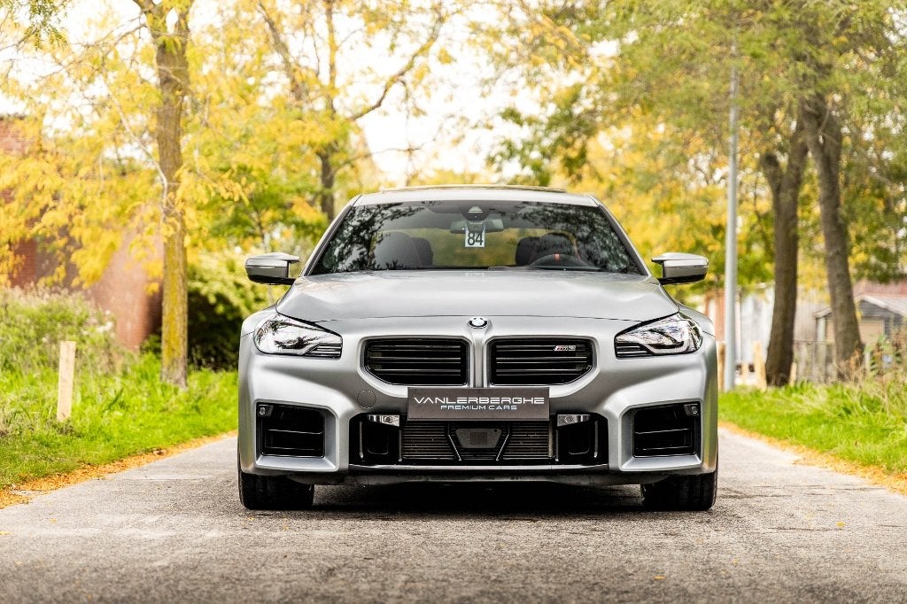 BMW M2 Coupé * Frozen Grey * Opendak * ACC * Facelift, Automaat, Dealer onderhouden, Achterwielaandrijving, 2993 cc