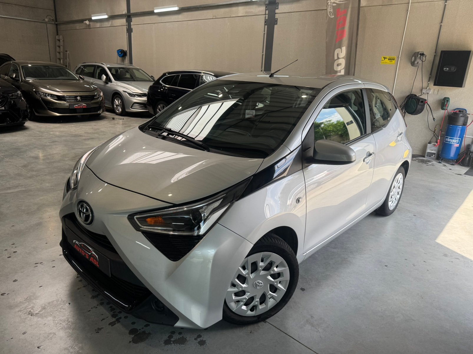 Toyota Aygo 1.0 Benzine/CARPLAY/OHB/GARANTIE, Autos, Toyota, Argent ou Gris, Achat, 998 cm³, Euro 6