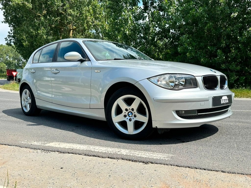 BMW 116i 2.0 Benzine | Slechts 75.000 km | 2009, 90 kW, 1995 cc, 4 cilinders, Particulier