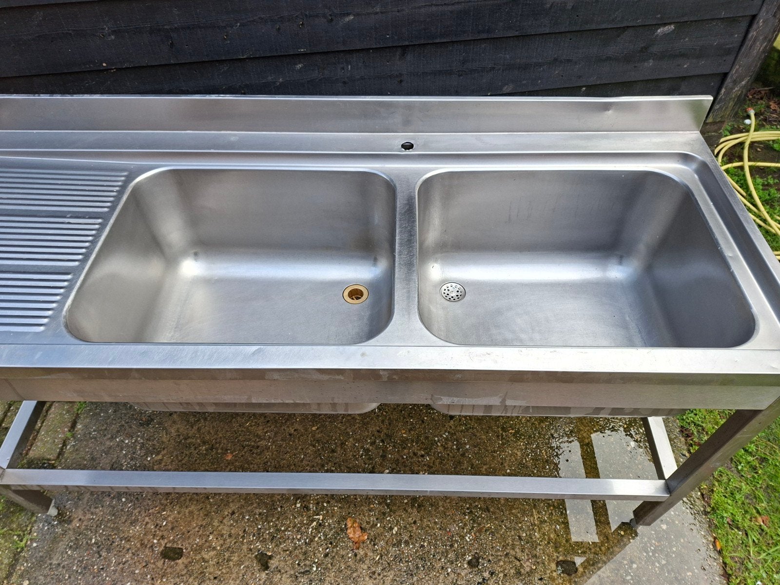 vol rvs gelaste spoeltafel met extreem grote spoelbakken, Ophalen, Zo goed als nieuw, 50 tot 75 cm, 150 tot 200 cm