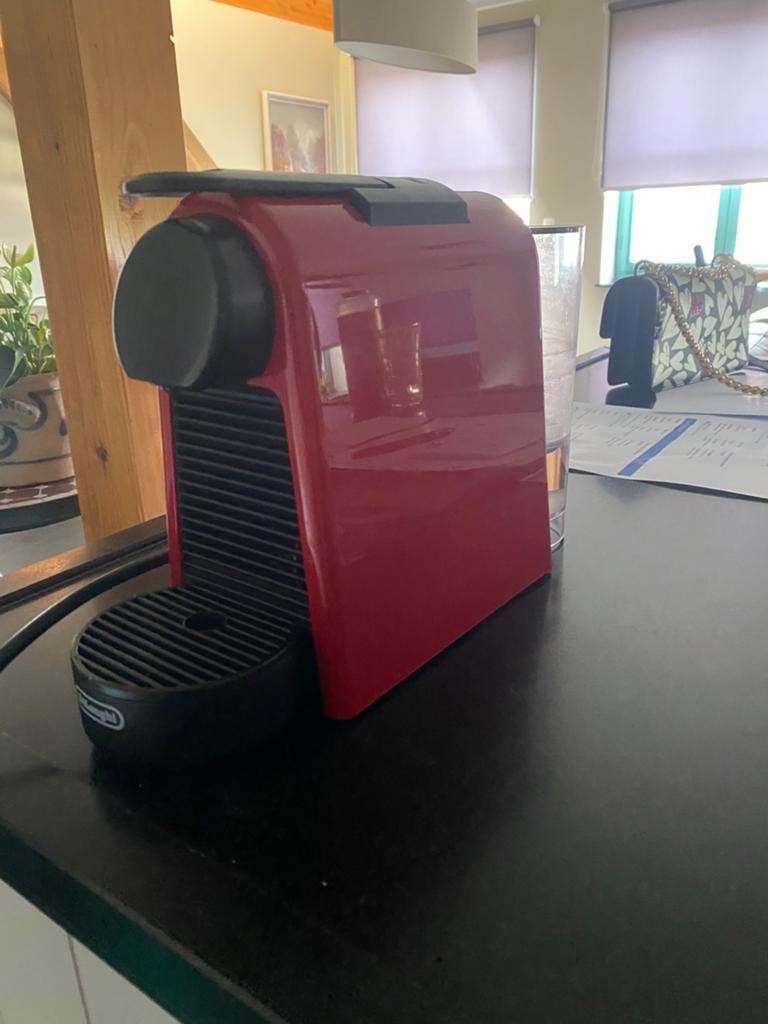 Nespresso apparaat Delonghi, Ophalen, Zo goed als nieuw