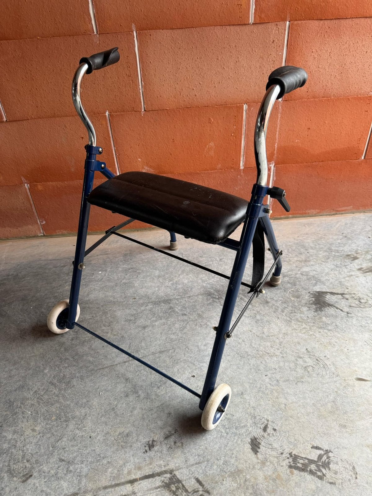 Deambulateur, Divers, Enlèvement ou Envoi, Comme neuf