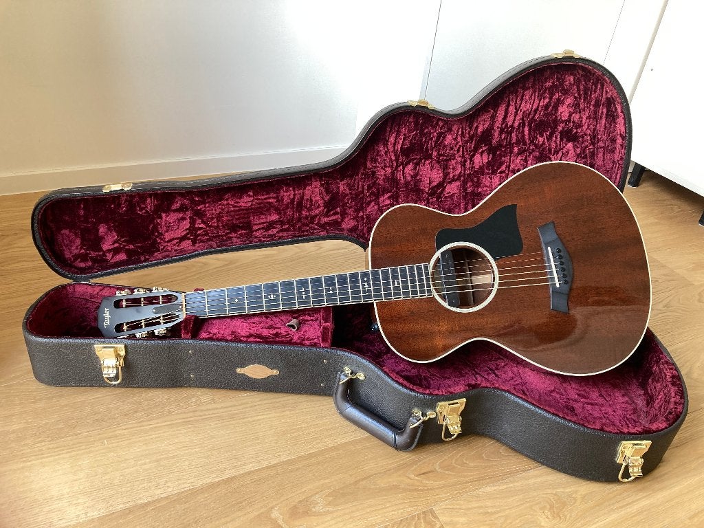 Taylor 522e, Muziek en Instrumenten, Snaarinstrumenten | Gitaren | Akoestisch, Zo goed als nieuw, Western- of Steelstringgitaar