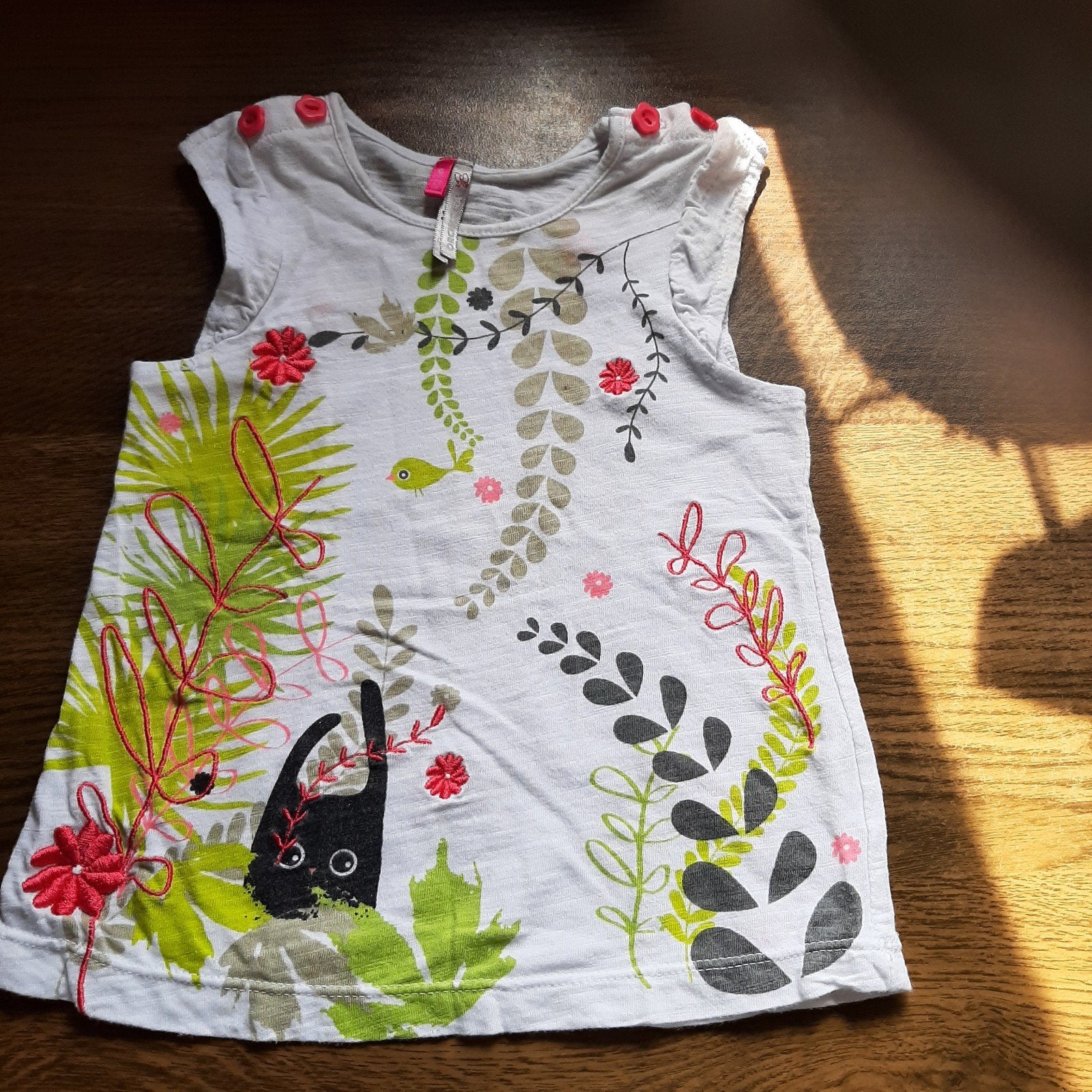 Mooi kleedje is witter dan op de foto maat 6 maanden, Kinderen en Baby's, Babykleding | Maat 62, Ophalen