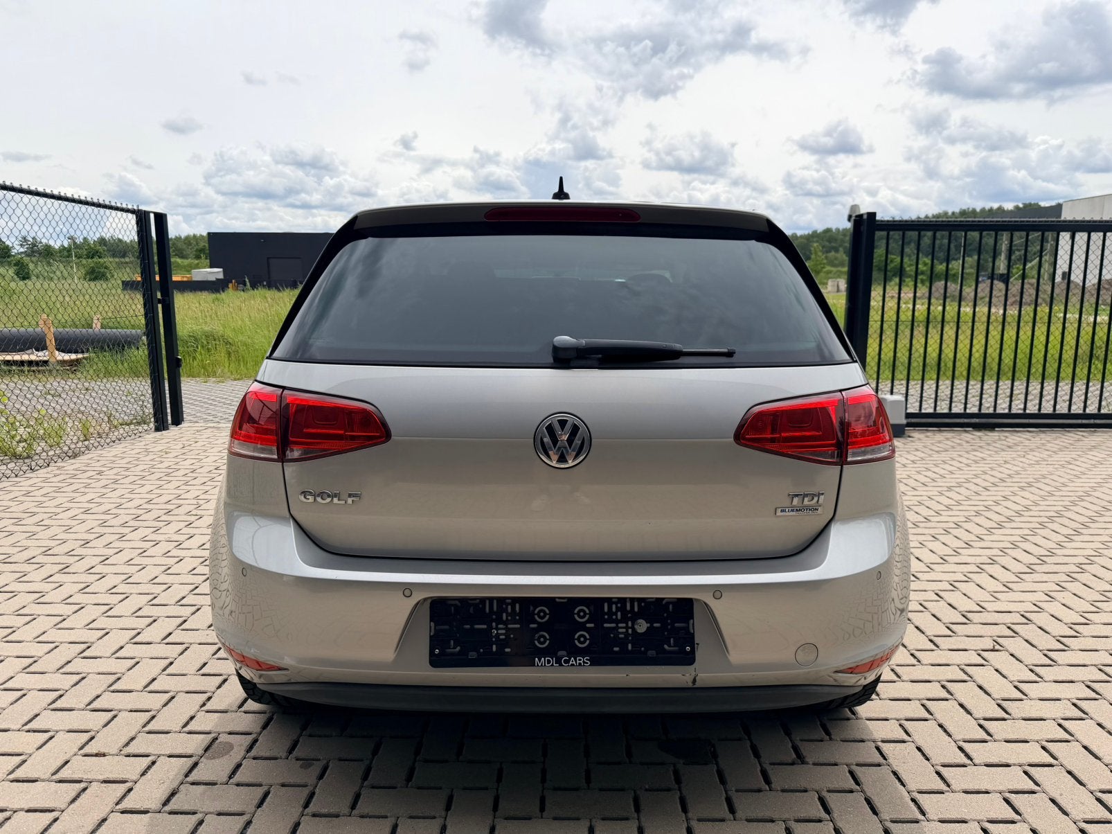 VW Golf 7 1.6 TDI Trendline - 2014 - Topstaat, Auto's, Volkswagen, Euro 5, Stof, Zwart, Bruin
