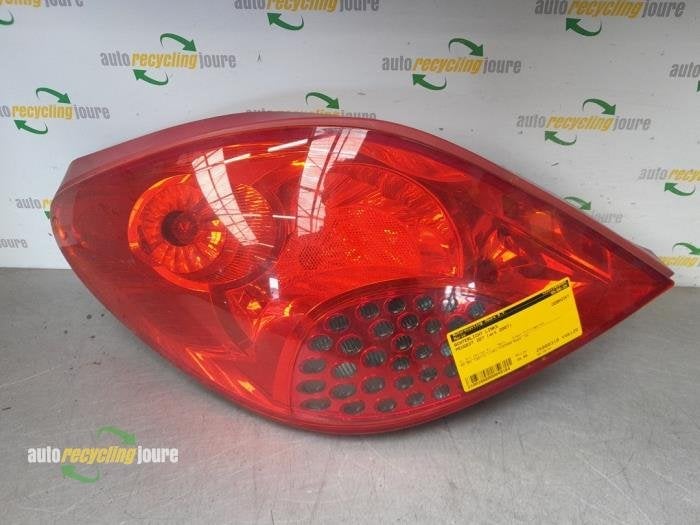 Feu arrière gauche d'un Peugeot 207, Autos : Pièces & Accessoires, Éclairage, -, -, 3 mois de garantie, Utilisé