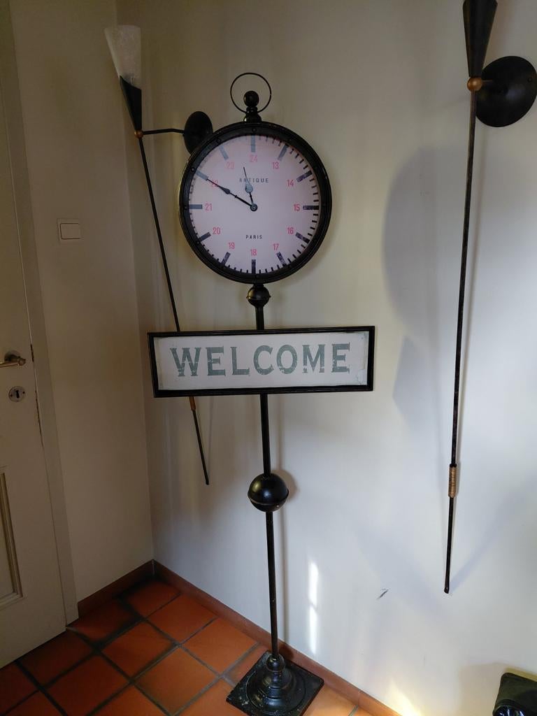 Staande klok welcome, Ophalen, Staande klok