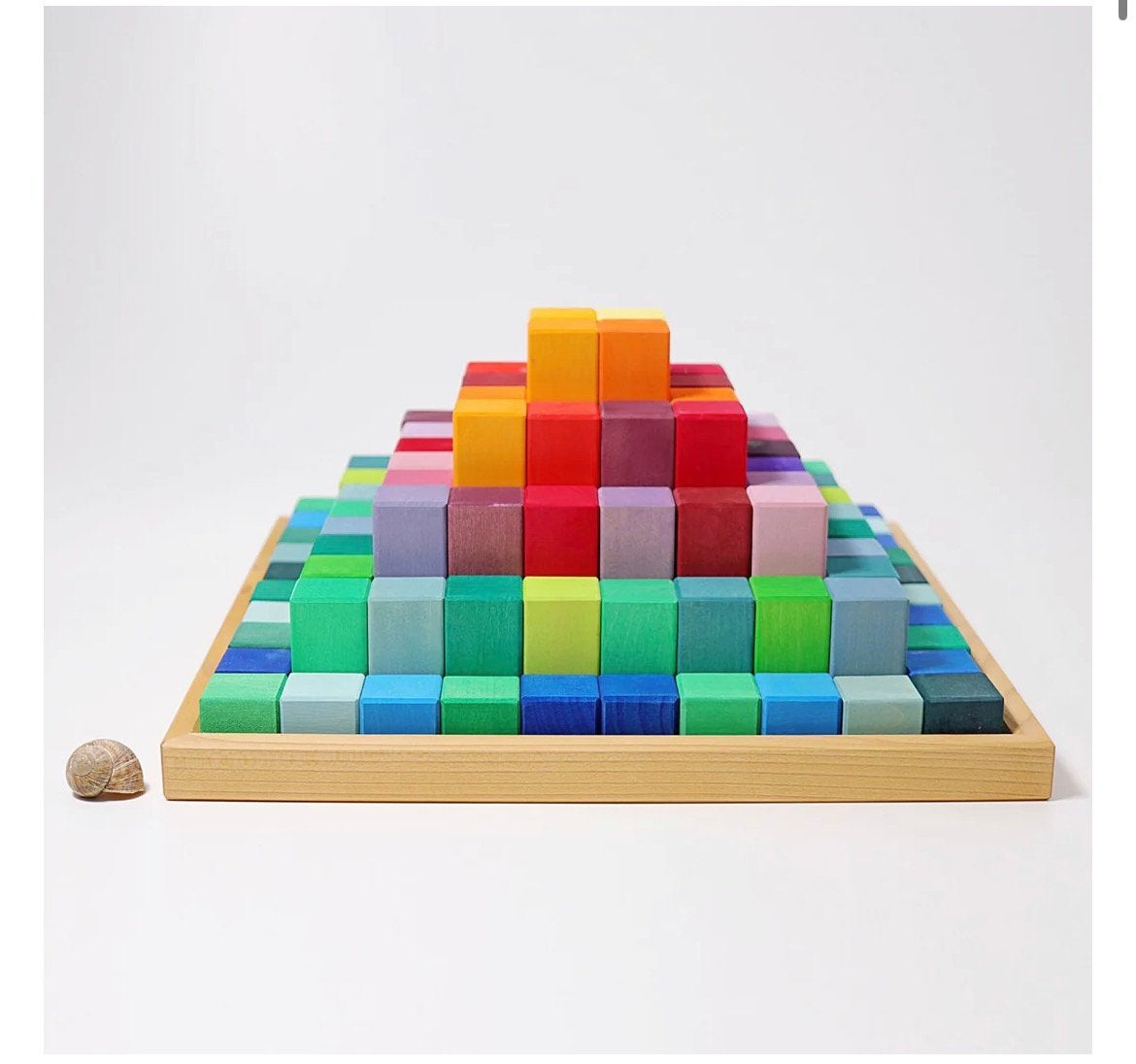 Gezocht! Grote GRIMM’S piramide, Ophalen, Zo goed als nieuw