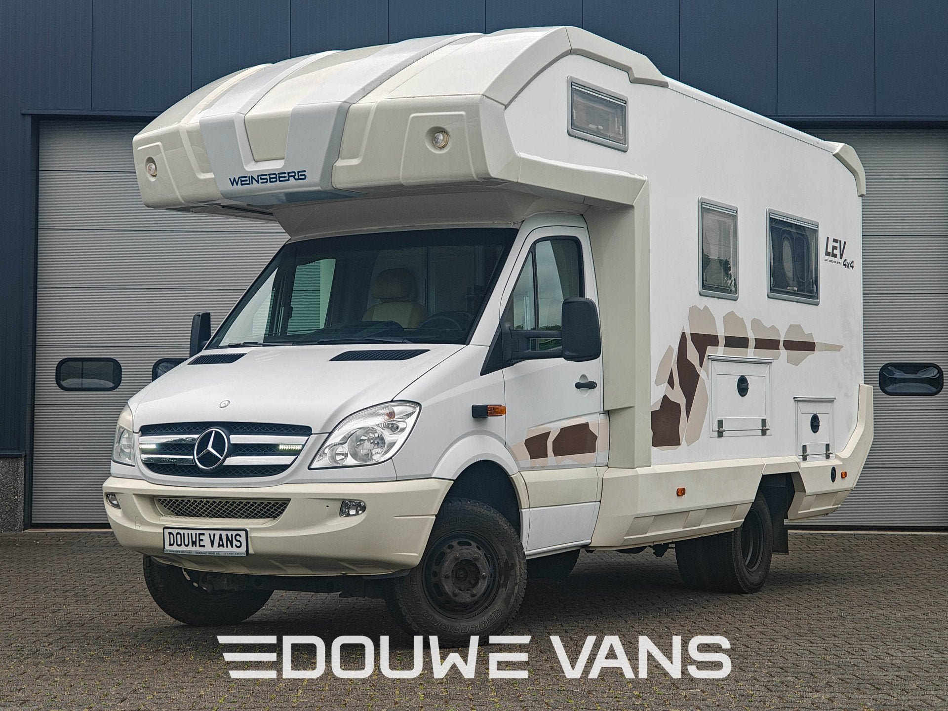 Mercedes-Benz Sprinter 518 V6 Camper Automaat 4x4 Off Road W, Caravans en Kamperen, Mobilhomes, Automaat, Alkoof, Op 't Veldje 44
6176BK  SPAUBEEK, NL