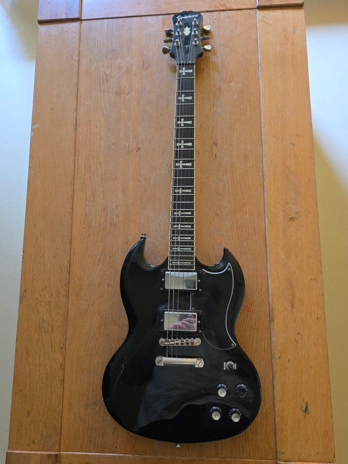 Epiphone Tony Iommi Signature Special SG, Musique & Instruments, Instruments à corde | Guitares | Électriques, Enlèvement, Utilisé