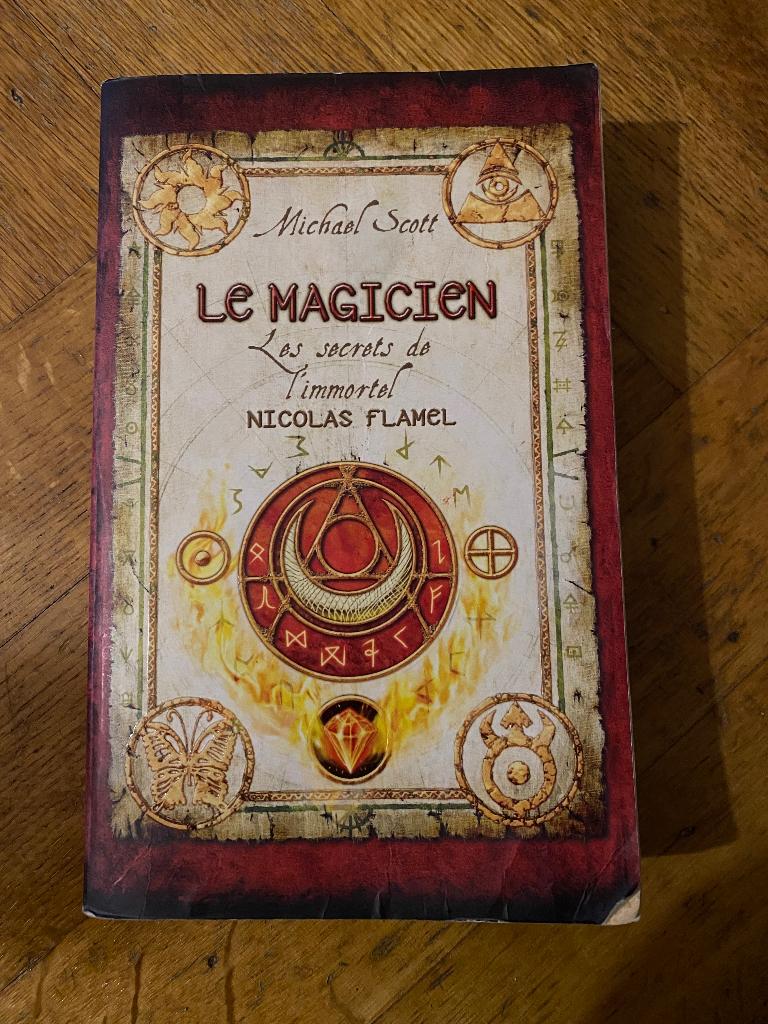 Le magicien. Les secrets de l’immortel. Nicolas Flamel, Enlèvement, Comme neuf