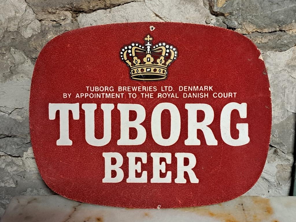 Publicité cartonnée Tuborg, Enlèvement ou Envoi