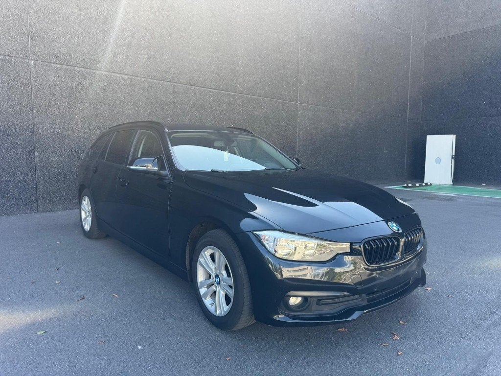 BMW 316d - Automaat - Euro 6b - Facelift, Auto's, Automaat, Dealer onderhouden, Achterwielaandrijving, 1995 cc