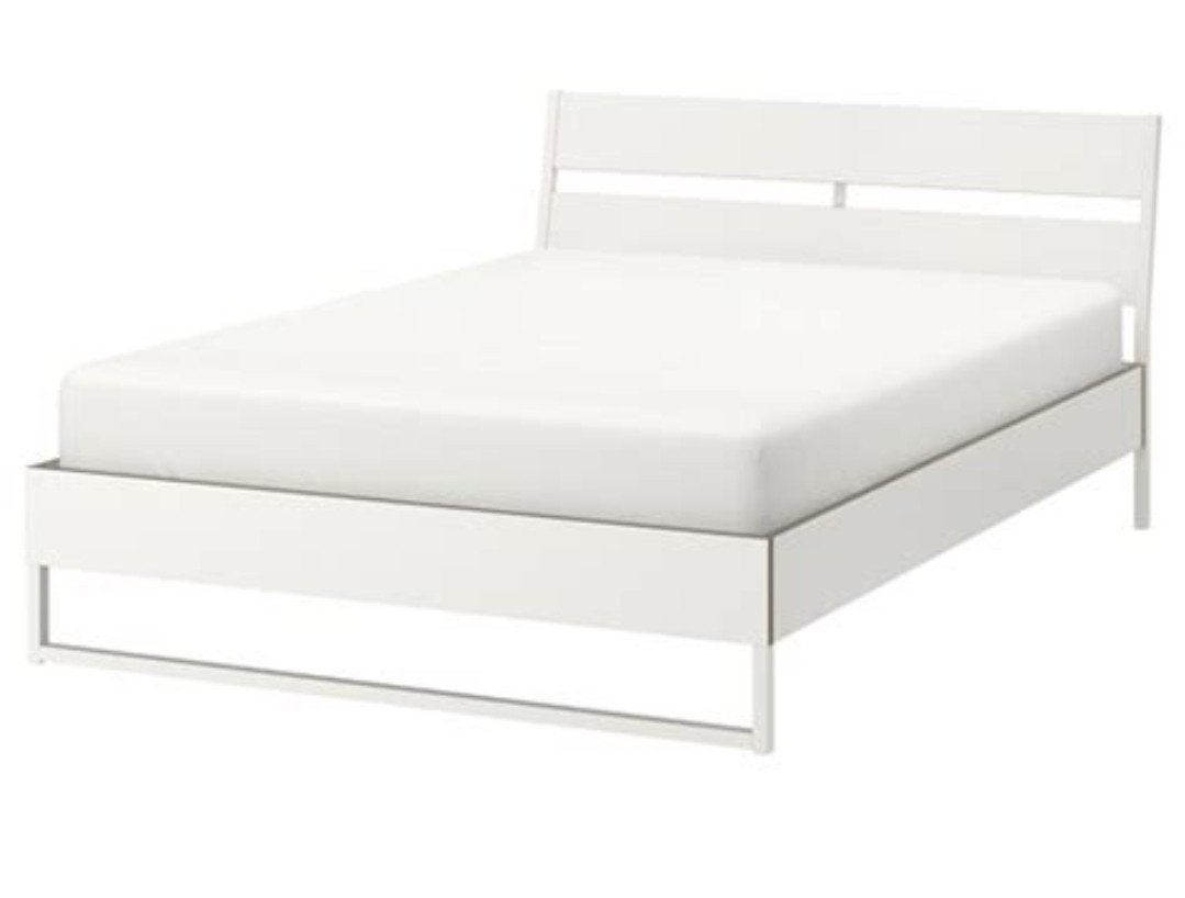 Lit double avec table de chevet + sommier à lattes et matela, Maison & Meubles, Chambre à coucher | Lits, Utilisé, Queen size