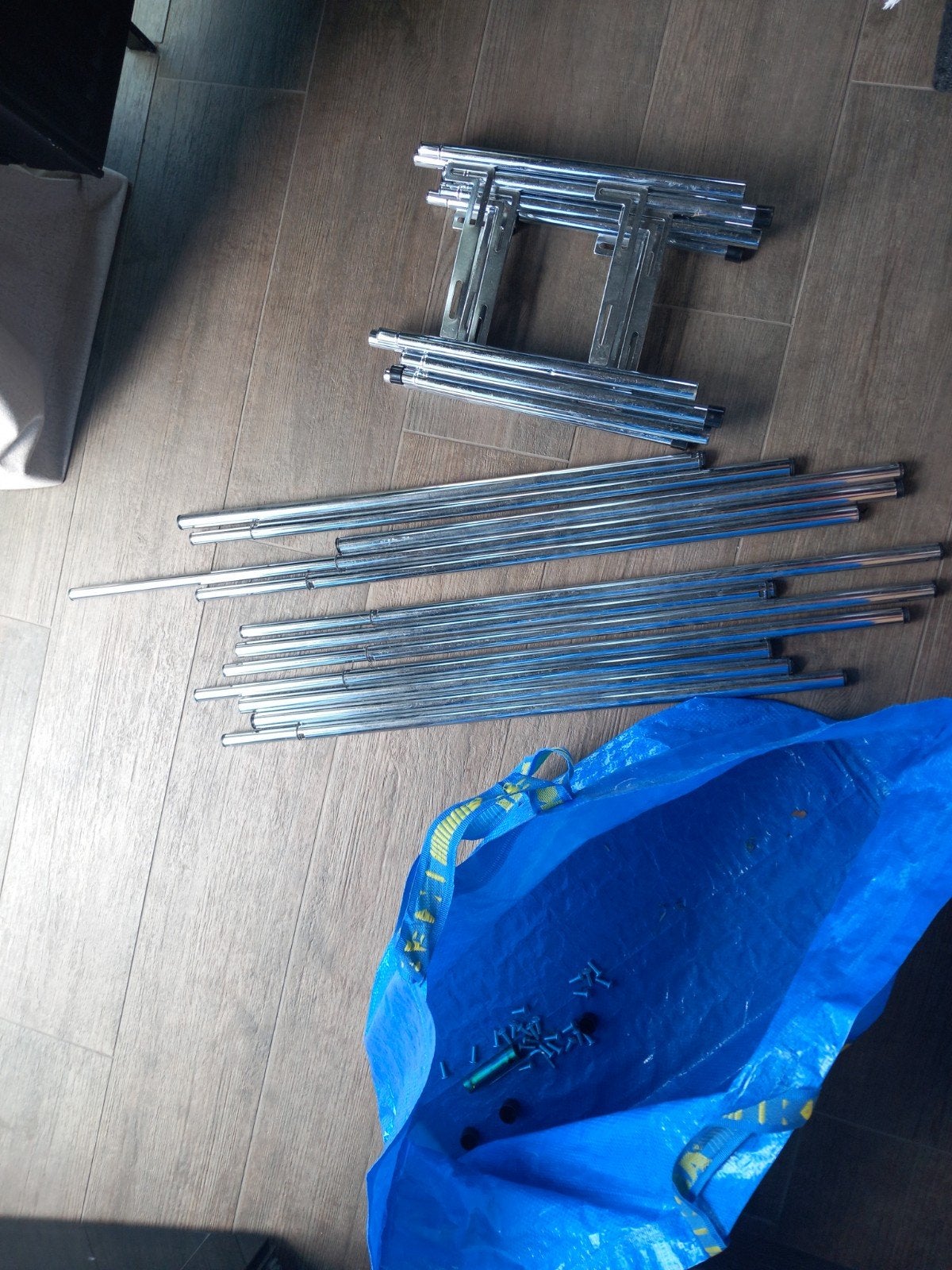 Schoenenrekje te koop!!, Ophalen