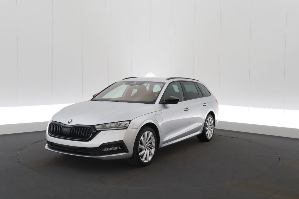 (2BBG974) SKODA OCTAVIA COMBI, Auto's, Skoda, Stof, Gebruikt, https://public.car-pass.be/vhr/f3bd5cfe-beef-4038-8b49-f2f445fdb483